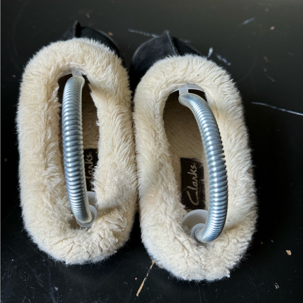 Clark’s women’s slippers Size 5 - Picture 4 of 12